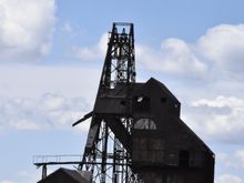 1880's headstock in Victor