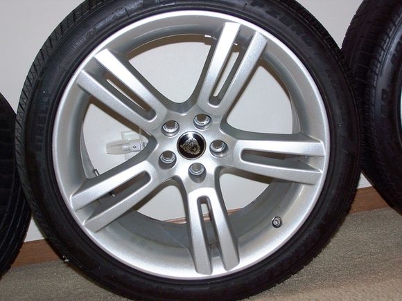 Left rear tire and wheel 3000 miles use