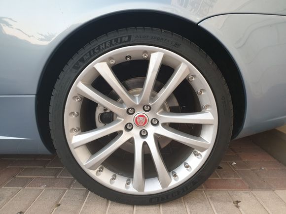 Changed to Michelin 4S over the old Pirelli