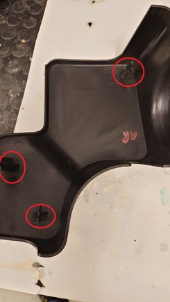Picture about two lower fittings I have not found.