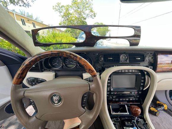 Pull out the center console and that’s it. 