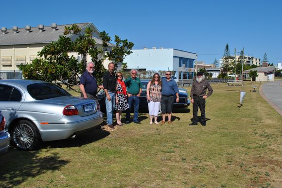 cat_as_trophy(ken),dea cea(Dave & Deb),mike dean (Mike),o1xjr(Clarke & Kirsty), hazjag(Paul). Ballina 2014