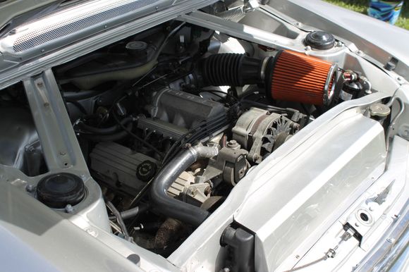 engine is 3.8 but not a jag.