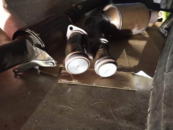 1989 XJS V12 downpipes before honeycomb removal