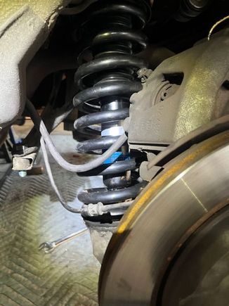 Clean spring and new Bilstein B6 in place on drivers side