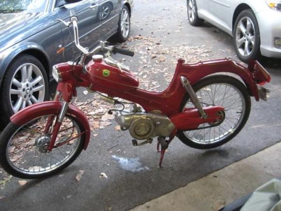 This is a Puch light-weight 3 sp motorcycle called a "Campus 50". Has a 58CC engine.