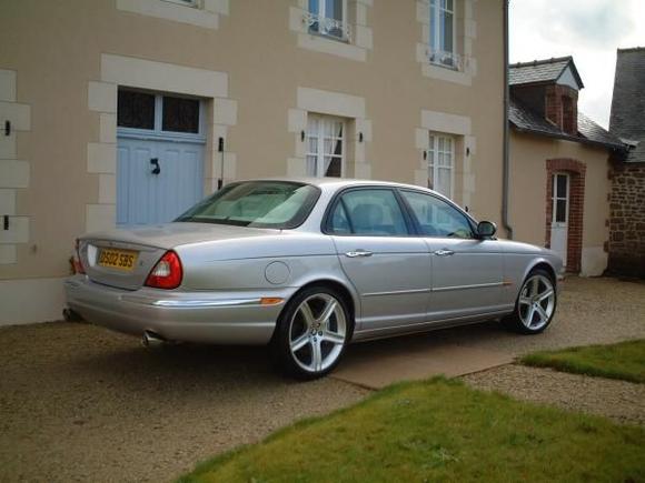 XJR