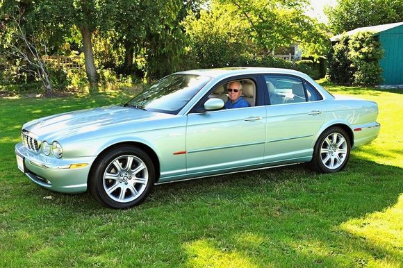 Wheels as seen on 2004 XJ8.