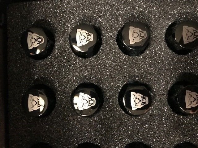 Wheels and Tires/Axles - Black Growler Wheel Nuts - Used - 2013 to 2020 Jaguar F-Type - Waterford, MI 48328, United States