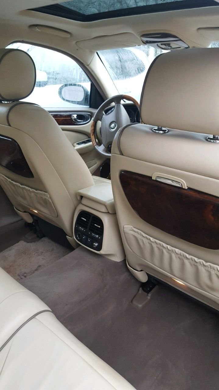 2005 Jaguar Vanden Plas - Under 48K Miles! 2005 Jaguar XJ8 L Vanden Plas - Used - VIN SAJWA82C05SG45258 - 47,989 Miles - 8 cyl - 2WD - Automatic - Sedan - White - Abilene, TX 79605, United States