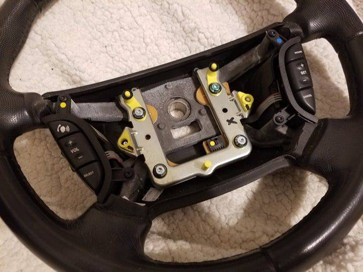 Interior/Upholstery - 2007 XJR Leather Steering Wheel - Used - Lynchburg, VA 24501, United States
