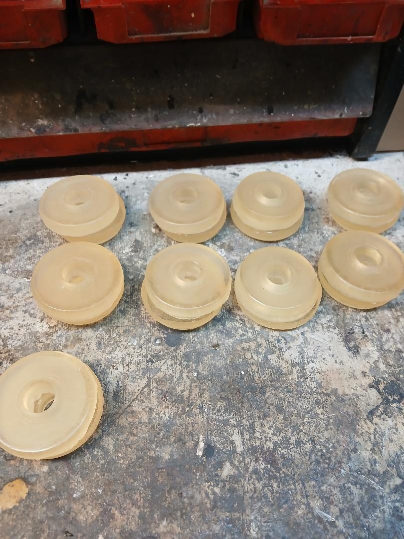 Steering/Suspension - Xj8 xjr x308 front shock mount donuts - New - 1997 to 2003 Jaguar XJ8 - 1997 to 2003 Jaguar XJR - Murrieta, CA 92563, United States