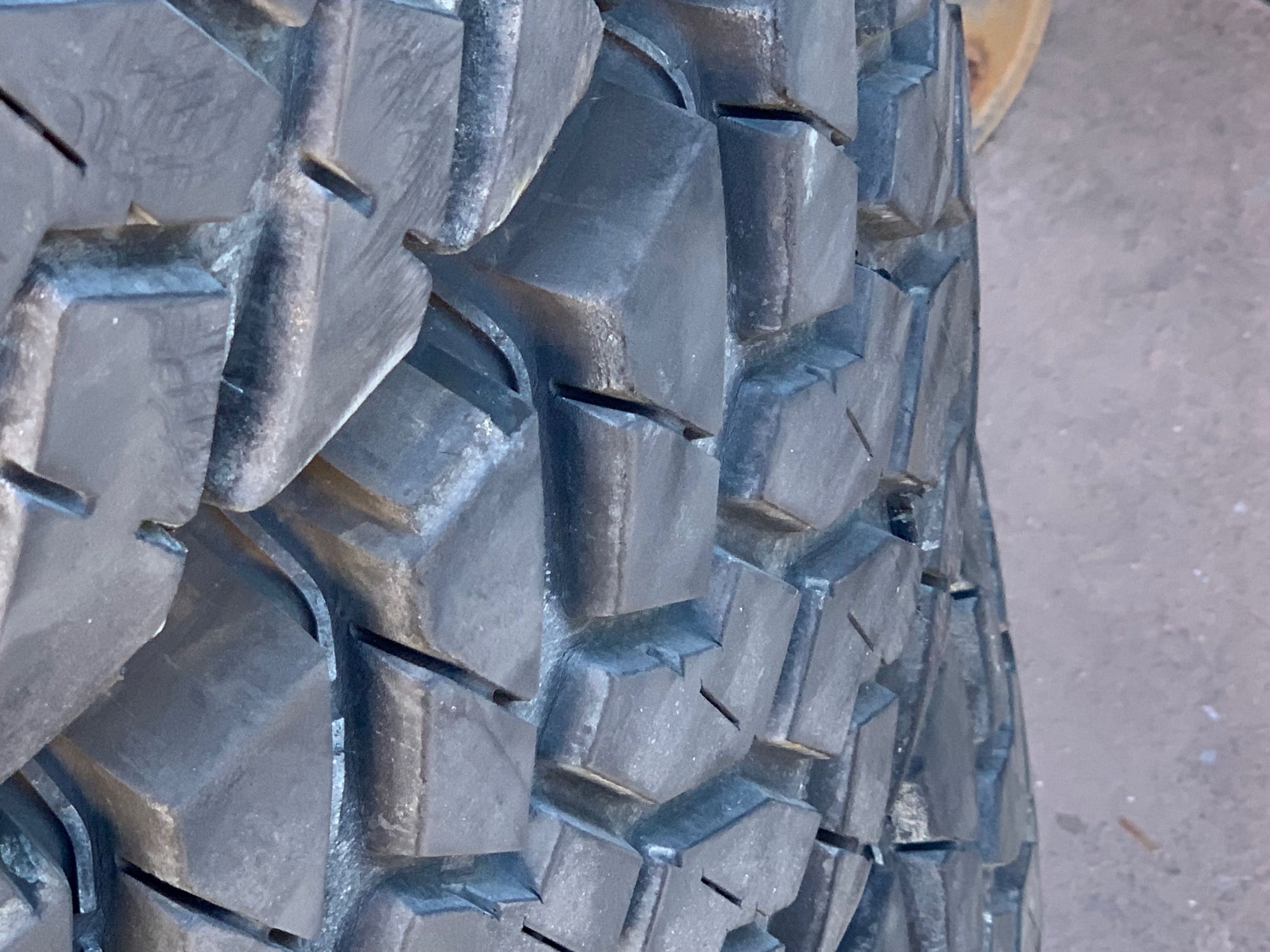 Wheels and Tires/Axles - 5 Nitto Trail Grapplers 35x12.50 r17 - Used - Palos Verdes Estates, CA 90274, United States