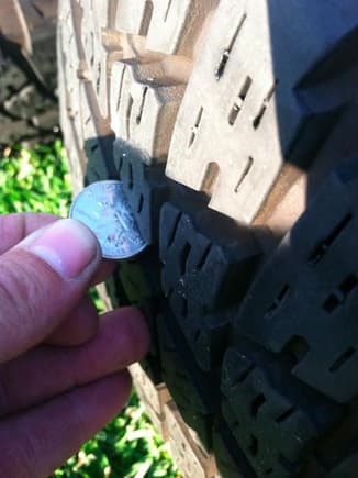 2012 JK Sahara 18inch wheels &amp; tires ---- Bridgestone Dueler A/T quarter tire test --- 8000 miles on the tires