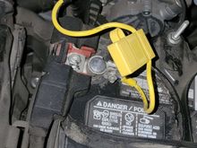 What is this yellow device ? 