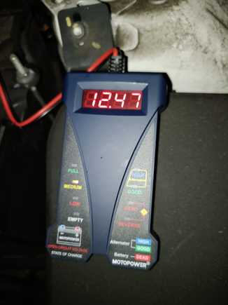 Battery voltage test