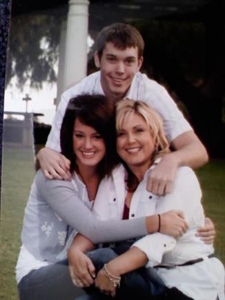 The Fam, Sister and mother