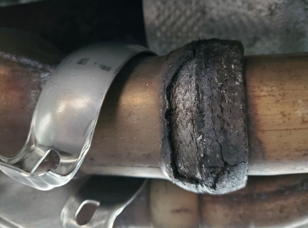 Anyone know the Exhaust Clamp torque spec? Forums