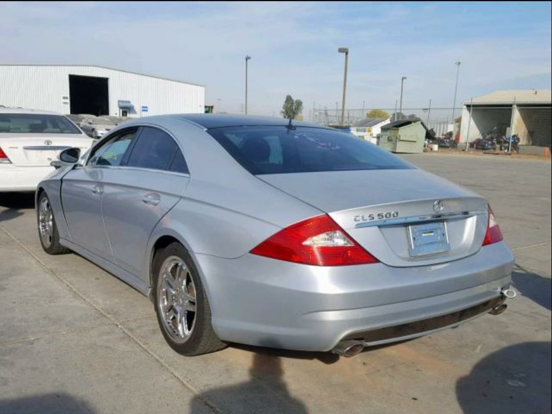 2006 Mercedes-Benz CLS500 - 2006 cls500 w219 part out - Rancho Cordova, CA 95670, United States