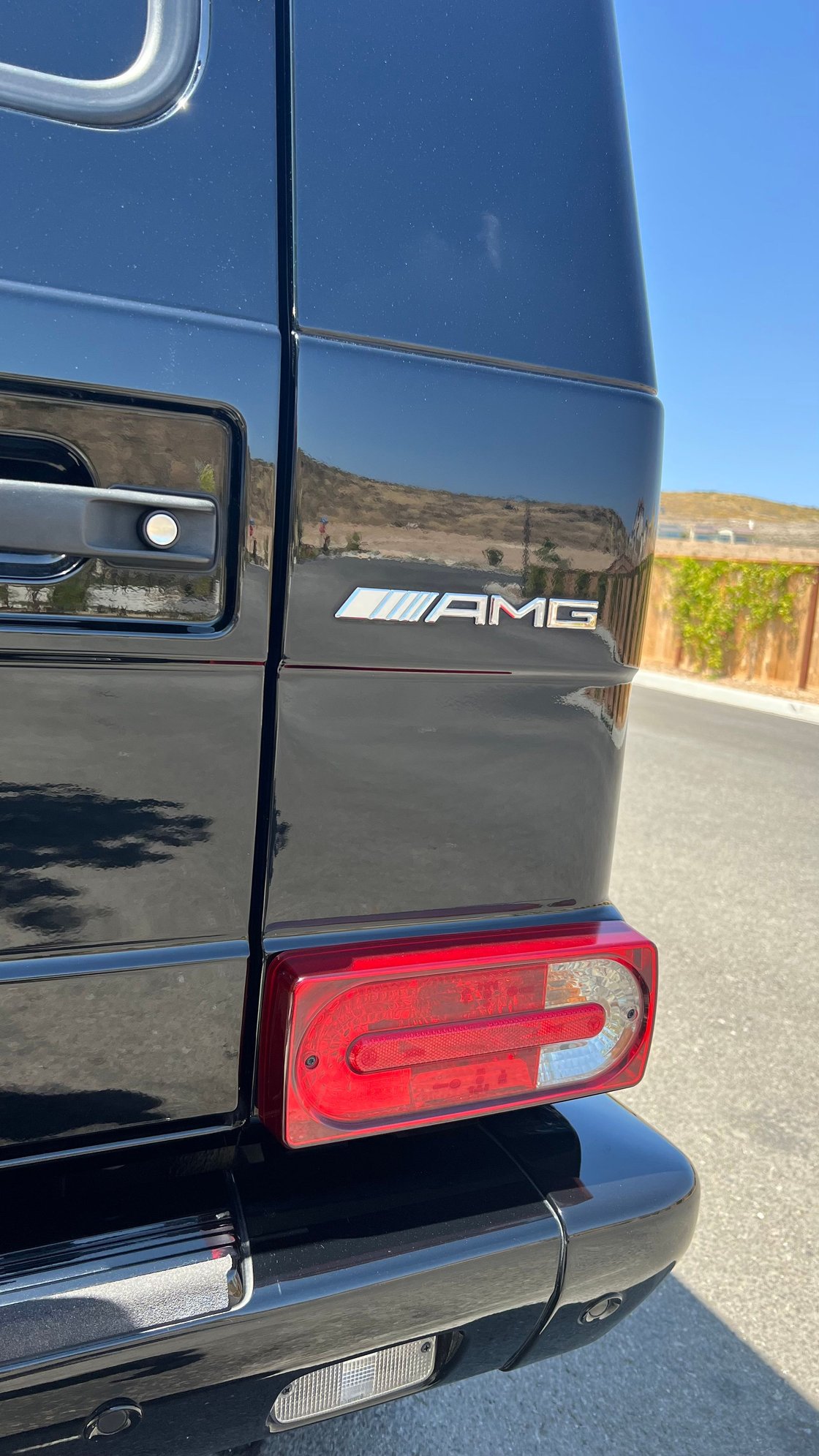 2014 Mercedes-Benz G63 AMG - 2014 Mercedes-Benz G-Wagen G63 AMG 77k miles Excellent Condition - Used - VIN WDCYC7DF6EX221340 - 8 cyl - 4WD - Automatic - SUV - Black - Santa Clarita, CA 91350, United States