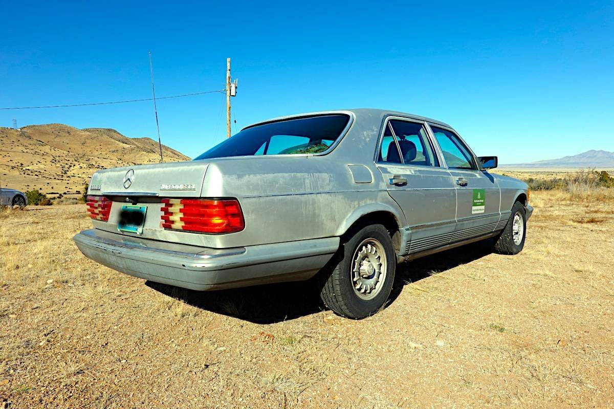 1983 Mercedes-Benz 300SD - 1983 Mercedes 300SD for sale in Magdalena, NM - Used - VIN WDBCB20A4DB034799 - 313,459 Miles - 5 cyl - 2WD - Automatic - Sedan - Silver - Magdalena, NM 87825, United States