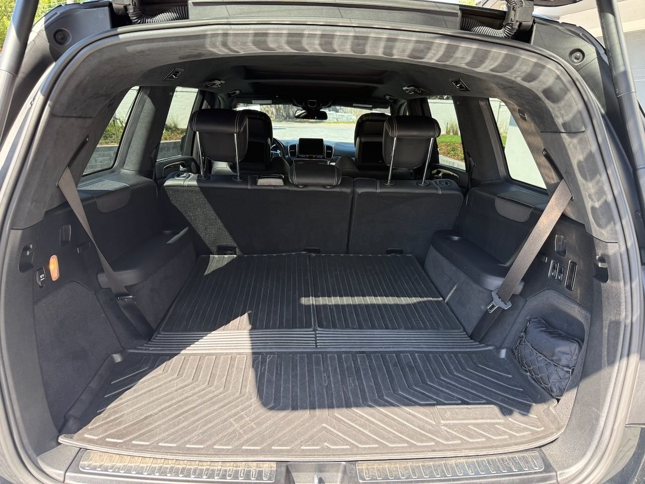 2017 Mercedes-Benz GLS63 AMG - 2017 GLS 63 AMG Well Maintained High-end Spec - Used - VIN 4JGDF7FE5HA956927 - 62,000 Miles - 8 cyl - AWD - Automatic - SUV - Black - Orlando, FL 32806, United States