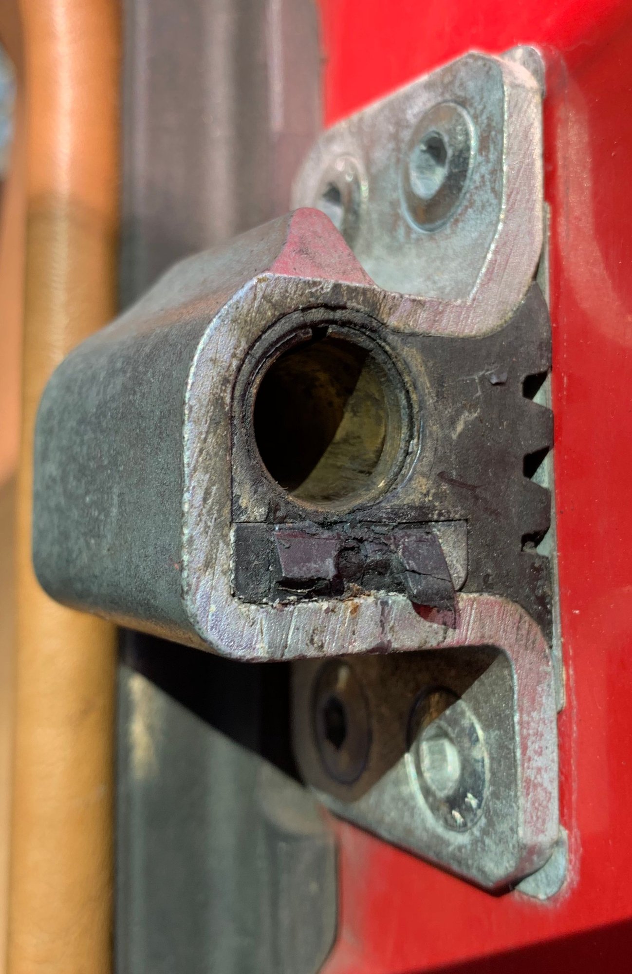 SL/R107 Drivers Side Door Hard to Close Forums