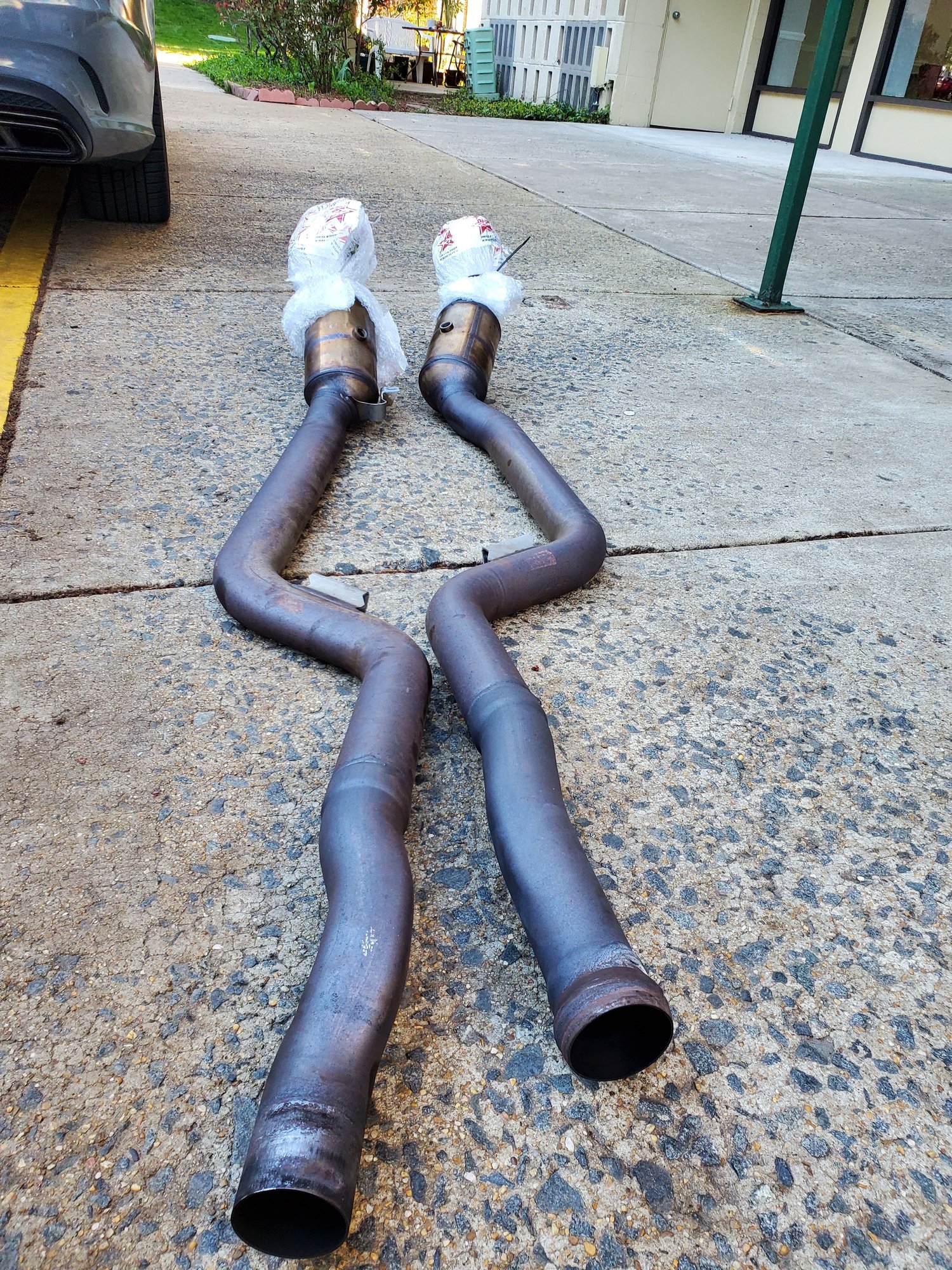 Engine - Exhaust - 2014 E63s OEM Downpipes $700 - Used - 2014 to 2016 Mercedes-Benz E63 AMG S - Falls Church, VA 22041, United States