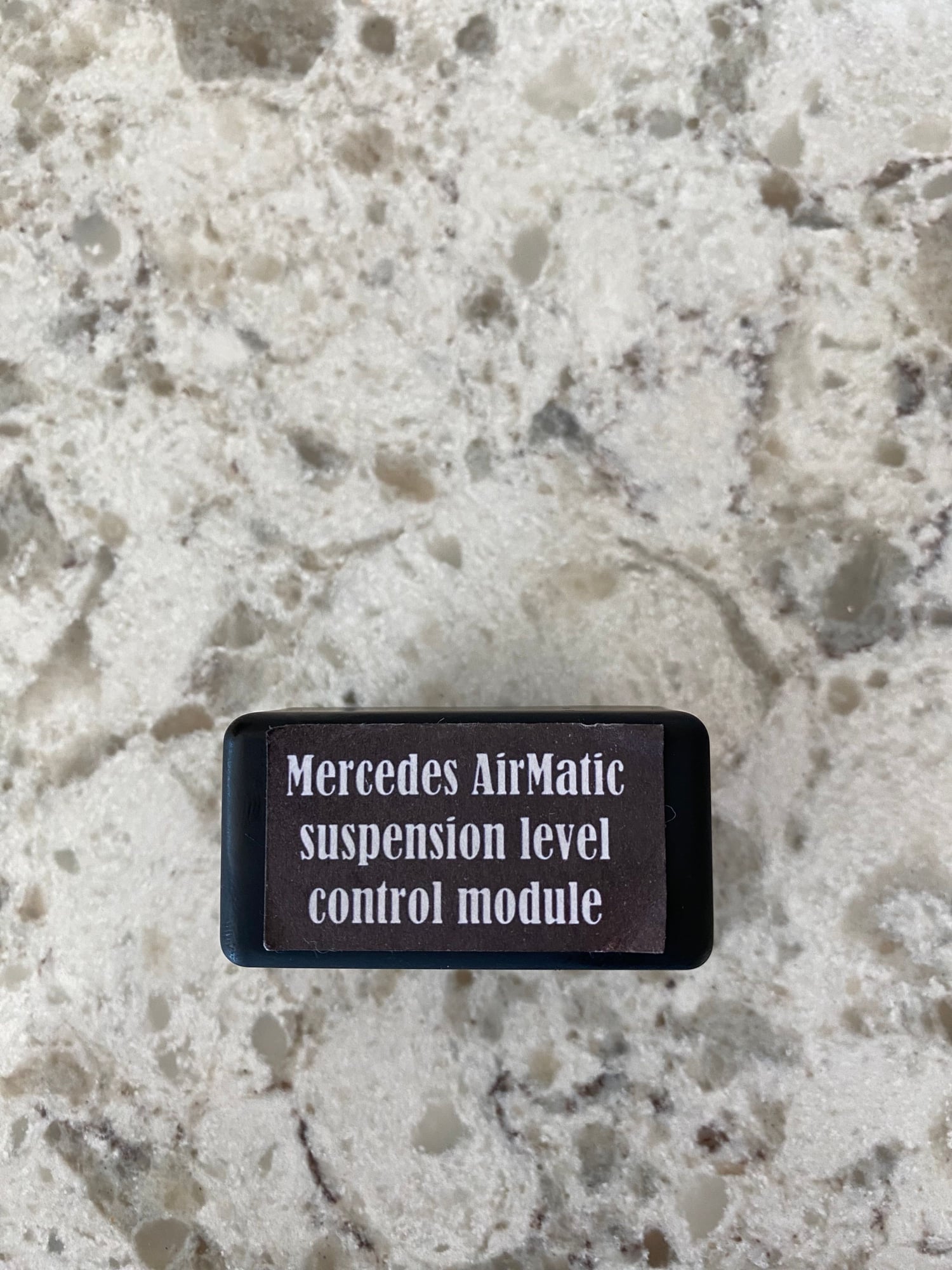 Miscellaneous - Mercedes AirMatic suspension level control module - Used - 2018 to 2023 Mercedes-Benz E63 AMG S - Calgary, AB T3H0G9, Canada