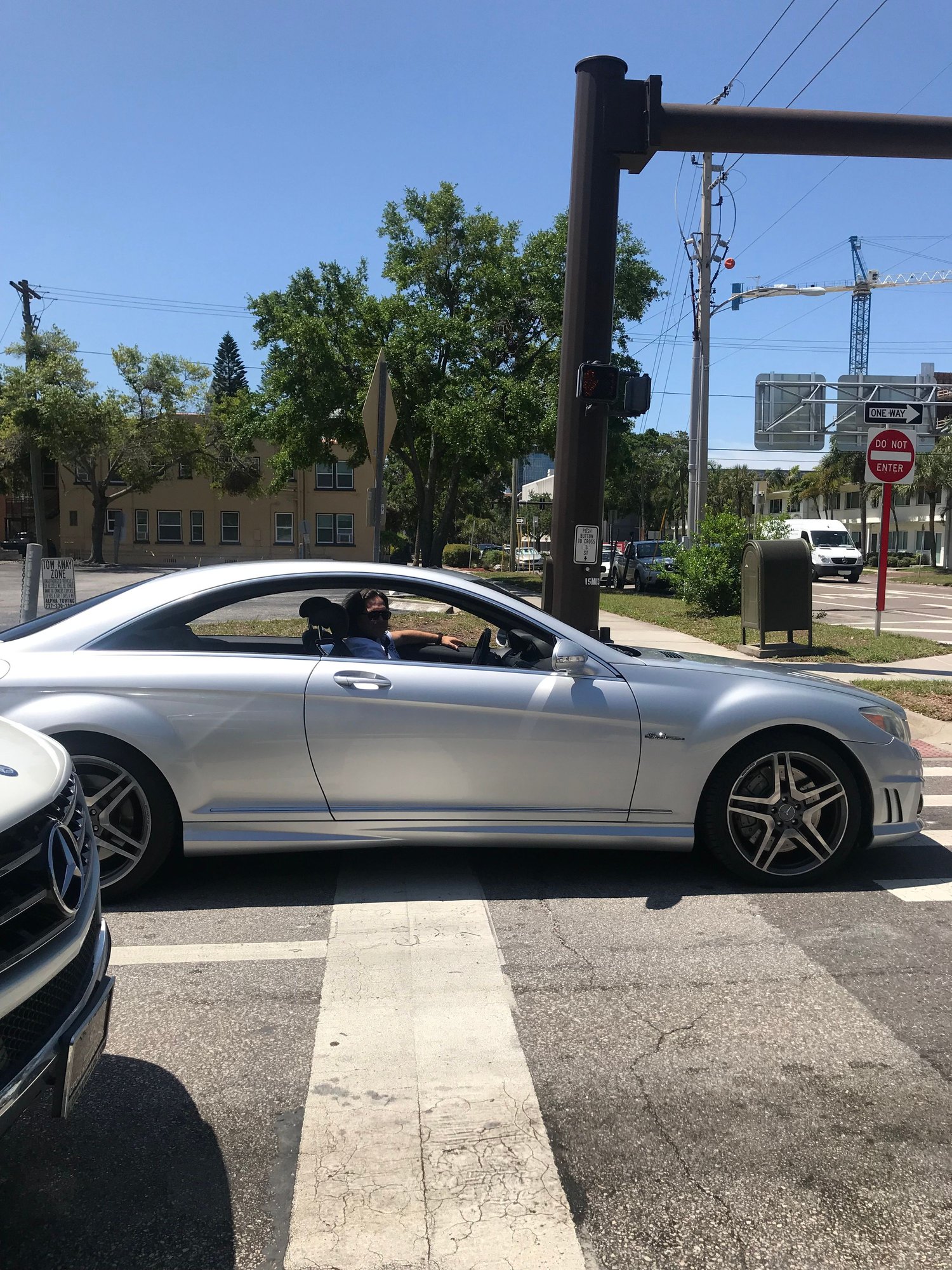 2008 Mercedes-Benz CL63 AMG - 2008 Mercedes CL63 for sale. Not running. - Used - VIN WDDEJ77X78A014729 - 8 cyl - 2WD - Automatic - Coupe - Silver - Dunedin, FL 34683, United States