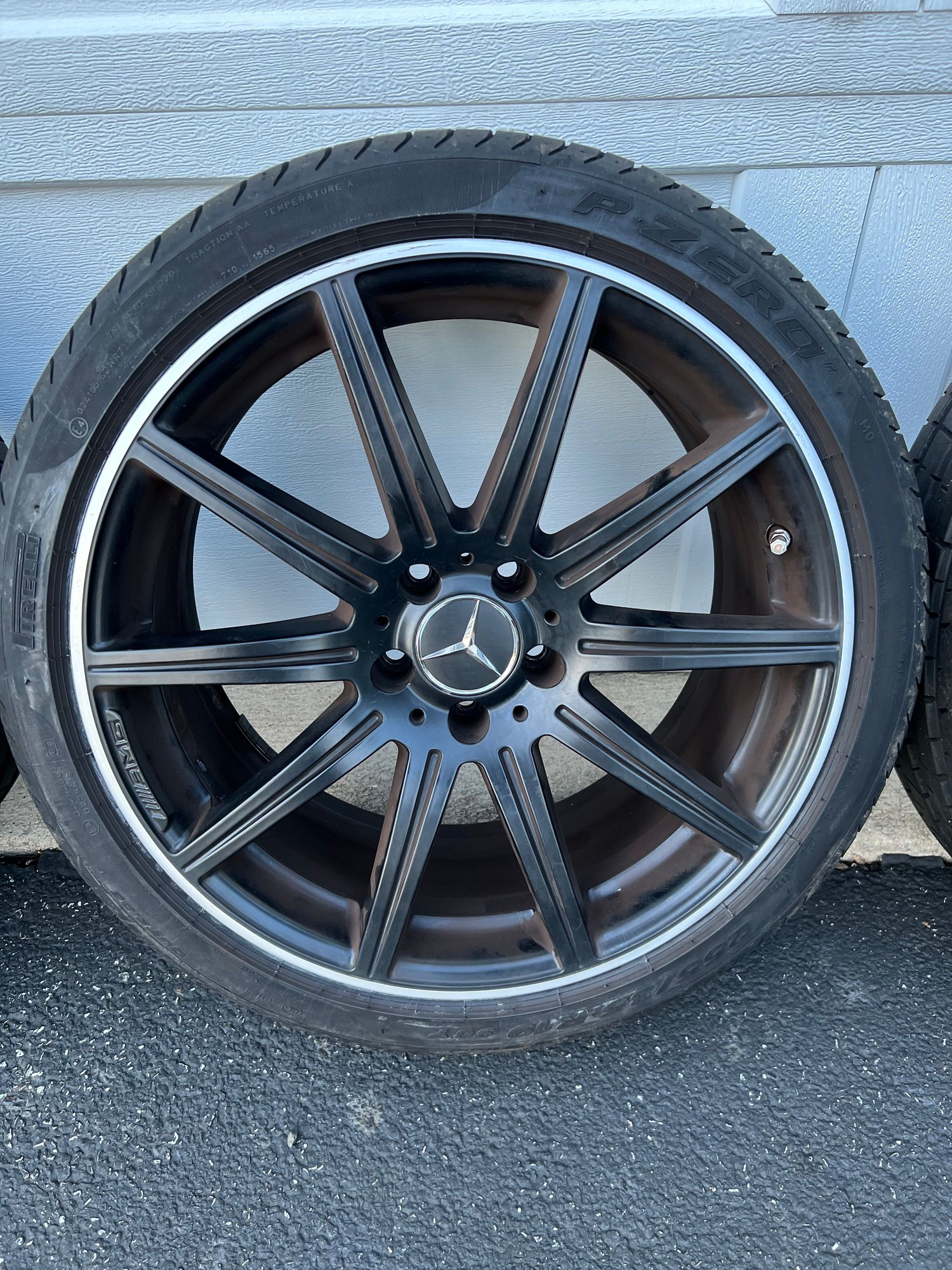 Wheels and Tires/Axles - 10 spoke black AMG wheels and new tires - Used - 2012 to 2015 Mercedes-Benz E63 AMG S - Philadelphia, PA 19063, United States