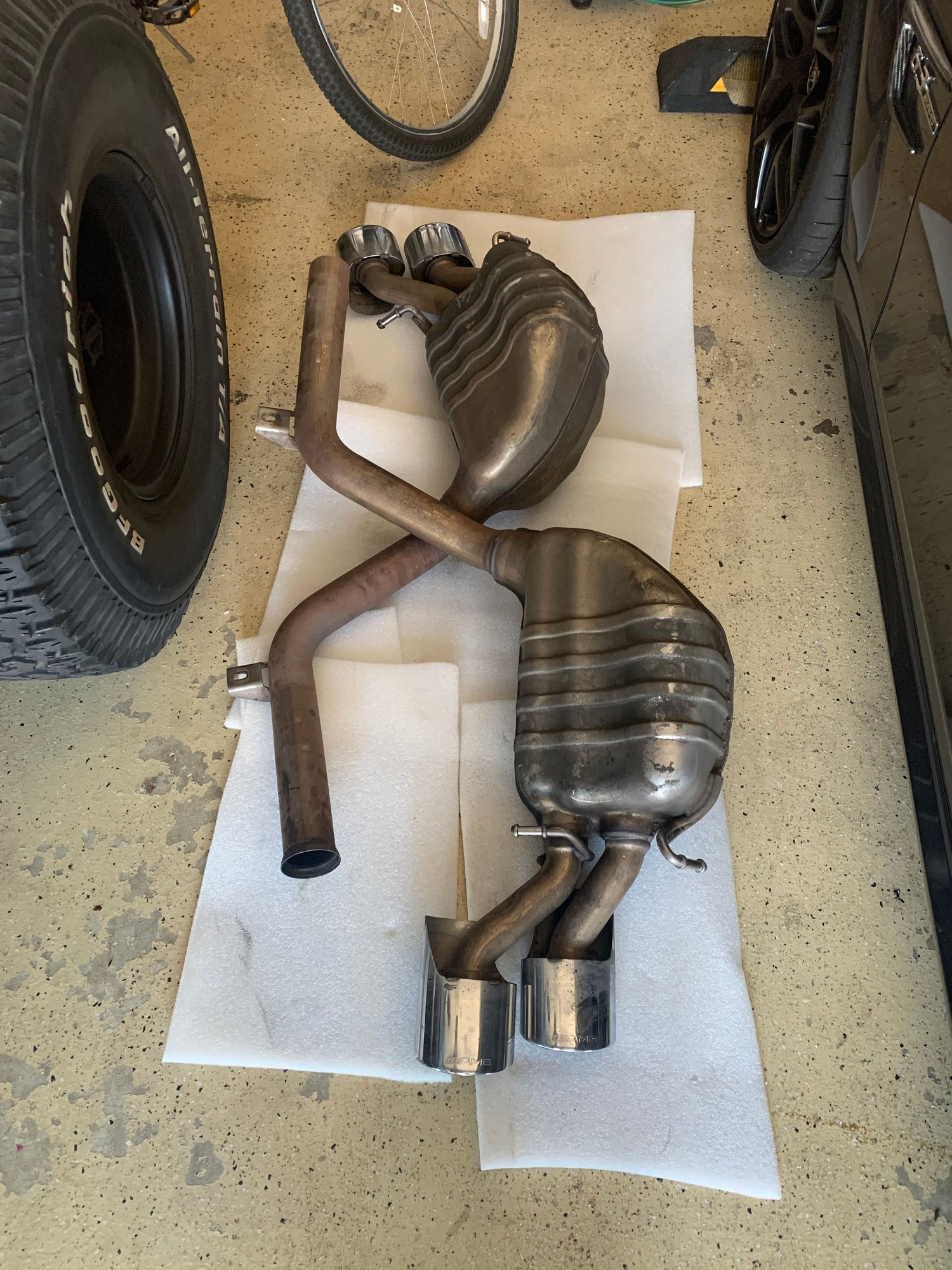 Engine - Exhaust - W204 C63 Mufflers OEM - Used - Los Angeles, CA 91201, United States