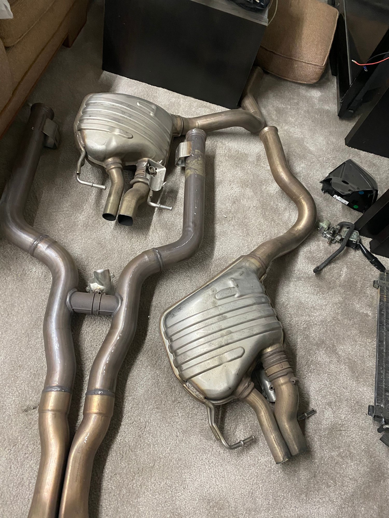 Engine - Exhaust - OEM w205 C63s Performance Exhaust - Used - 2015 to 2021 Mercedes-Benz C63 AMG S - Rancho Santa Margarita, CA 92688, United States