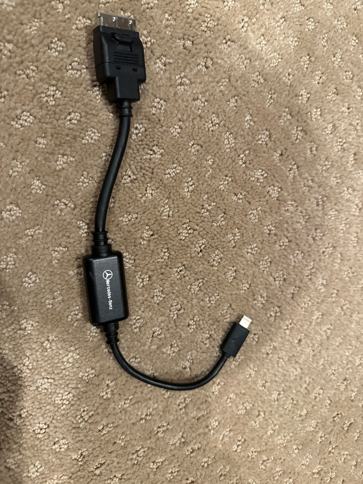 Audio Video/Electronics - Media Interface with Lighting connection - Used - 0  All Models - Nashua, NH 03062, United States