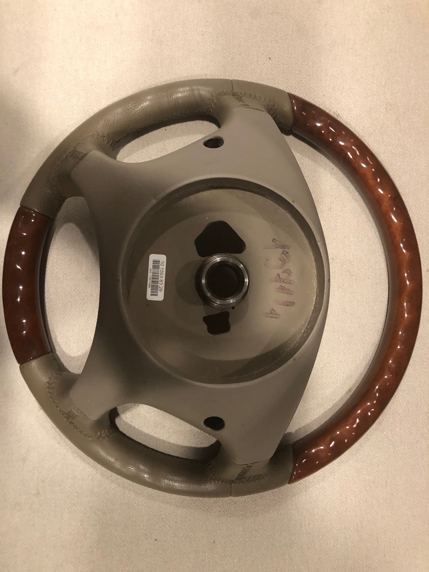 Steering/Suspension - OEM Wood and beige W211, R230, etc. Steering wheel - Used - Lake Wylie, SC 29710, United States