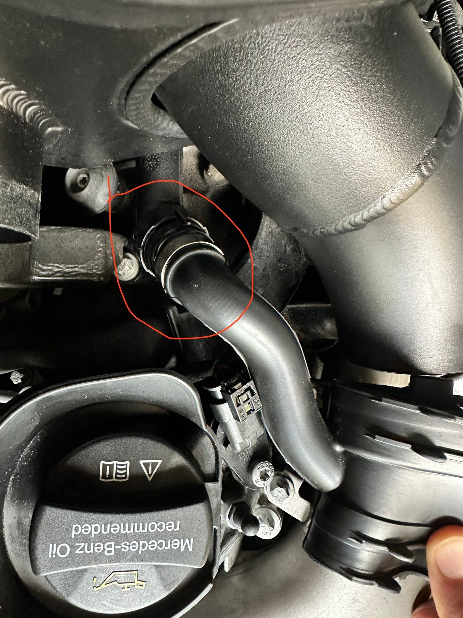 Right air intake hose pipe, how to detach? Forums