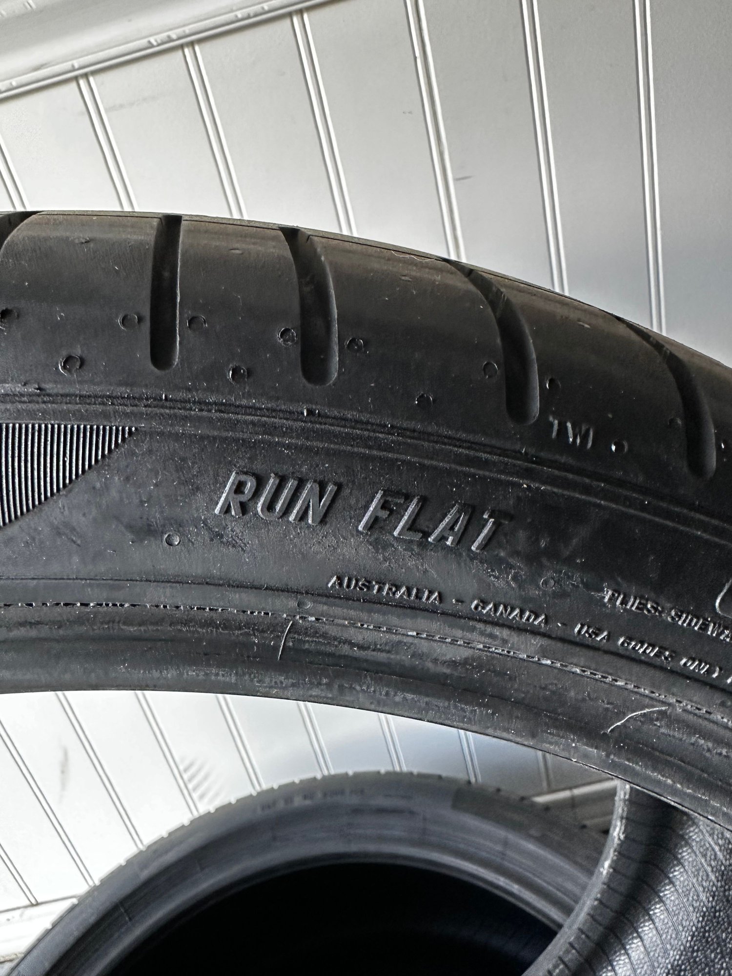 Wheels and Tires/Axles - Pirelli P Zero run flat tires 225-40-19 front 255-35-19 new set - New - All Years Any Make All Models - Centennial, CO 80016, United States