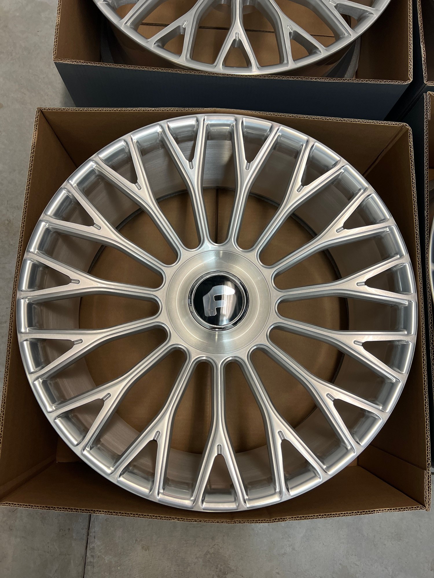 Wheels and Tires/Axles - For Sale: Brand New 24" Forgiato's for Mercedes G-Wagon (W463 & W463A) - New - 1990 to 2025 Mercedes-Benz G-Class - Miami, FL 33155, United States