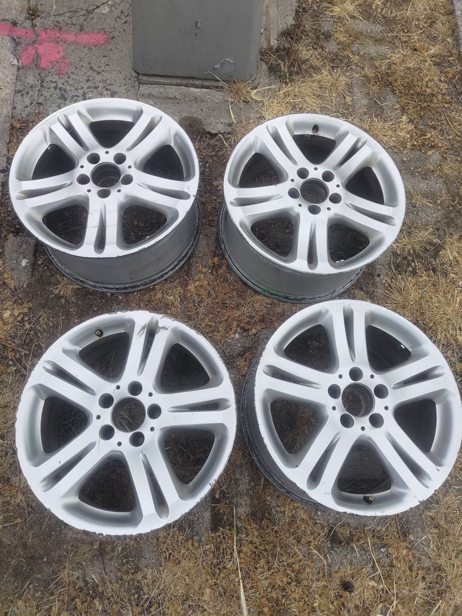 Wheels and Tires/Axles - 17x8  Offset 38 E-class wheel set - Used - 0  All Models - Brooklyn, NY 11209, United States