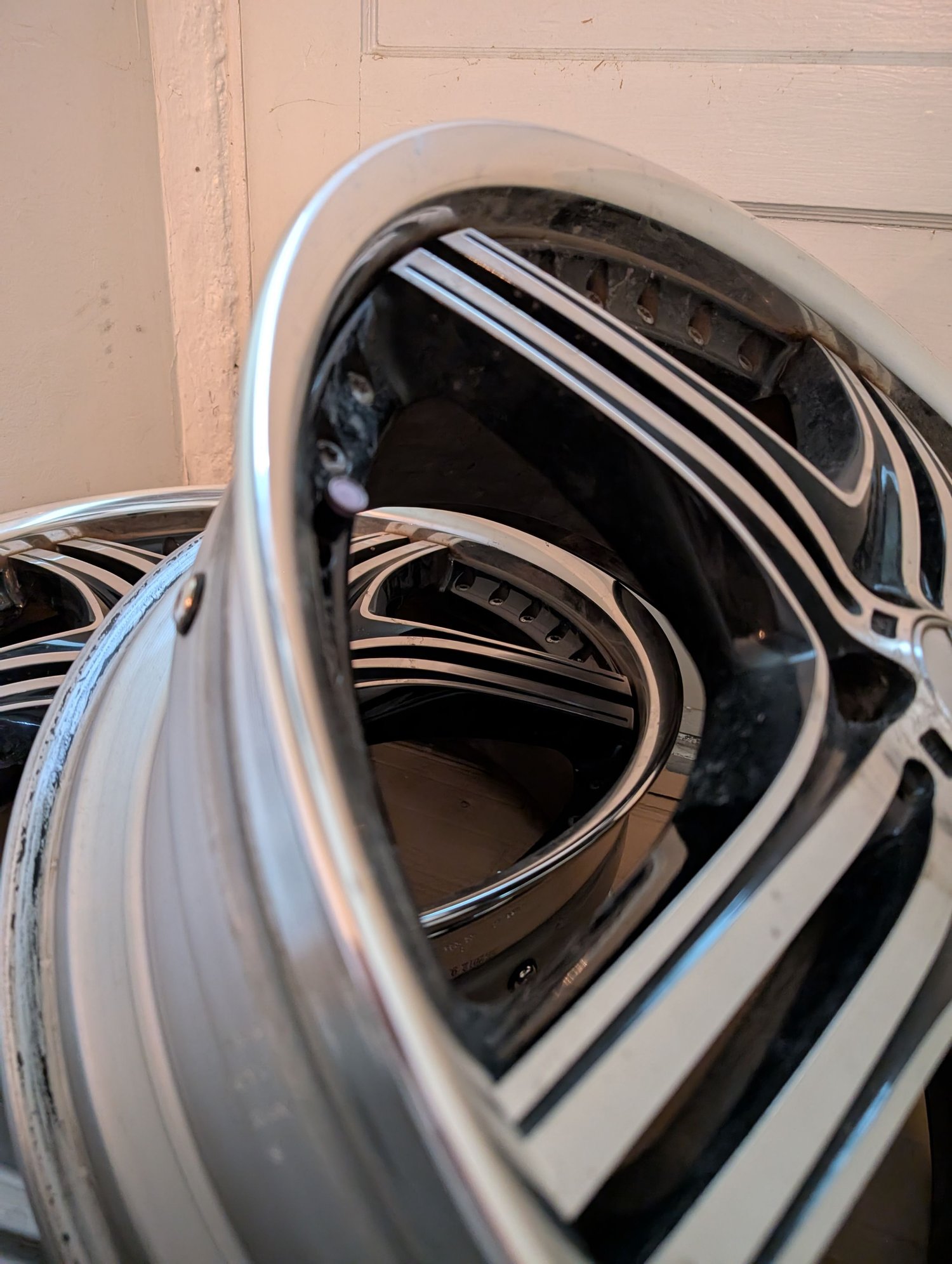Wheels and Tires/Axles - 22" WALD Mahora M13-C Forged 3-Piece Rims - Used - 2006 to 2009 Mercedes-Benz R500 - North Vancouver, BC V7N2E9, Canada