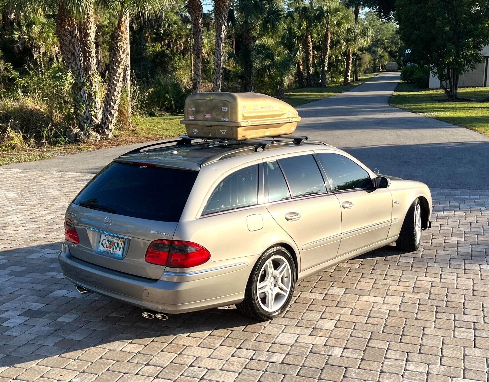 2004 Mercedes-Benz E500 - 2004 Mercedes E500 4 matic wagon, well maintained - Used - VIN WDBUH83J04X121393 - 175,000 Miles - 8 cyl - AWD - Automatic - Wagon - Beige - Naples, FL 34117, United States