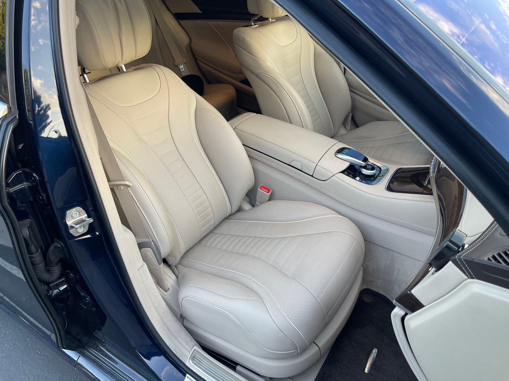 2018 Mercedes-Benz S560 - [FS] 2018 Mercedes-Benz S-Class S560 Sedan - Lunar Blue / Porcelain + Espresso Napa - Used - VIN WDDUG8DBXJA392803 - 49,800 Miles - 8 cyl - 2WD - Automatic - Sedan - Blue - San Jose, CA 95129, United States