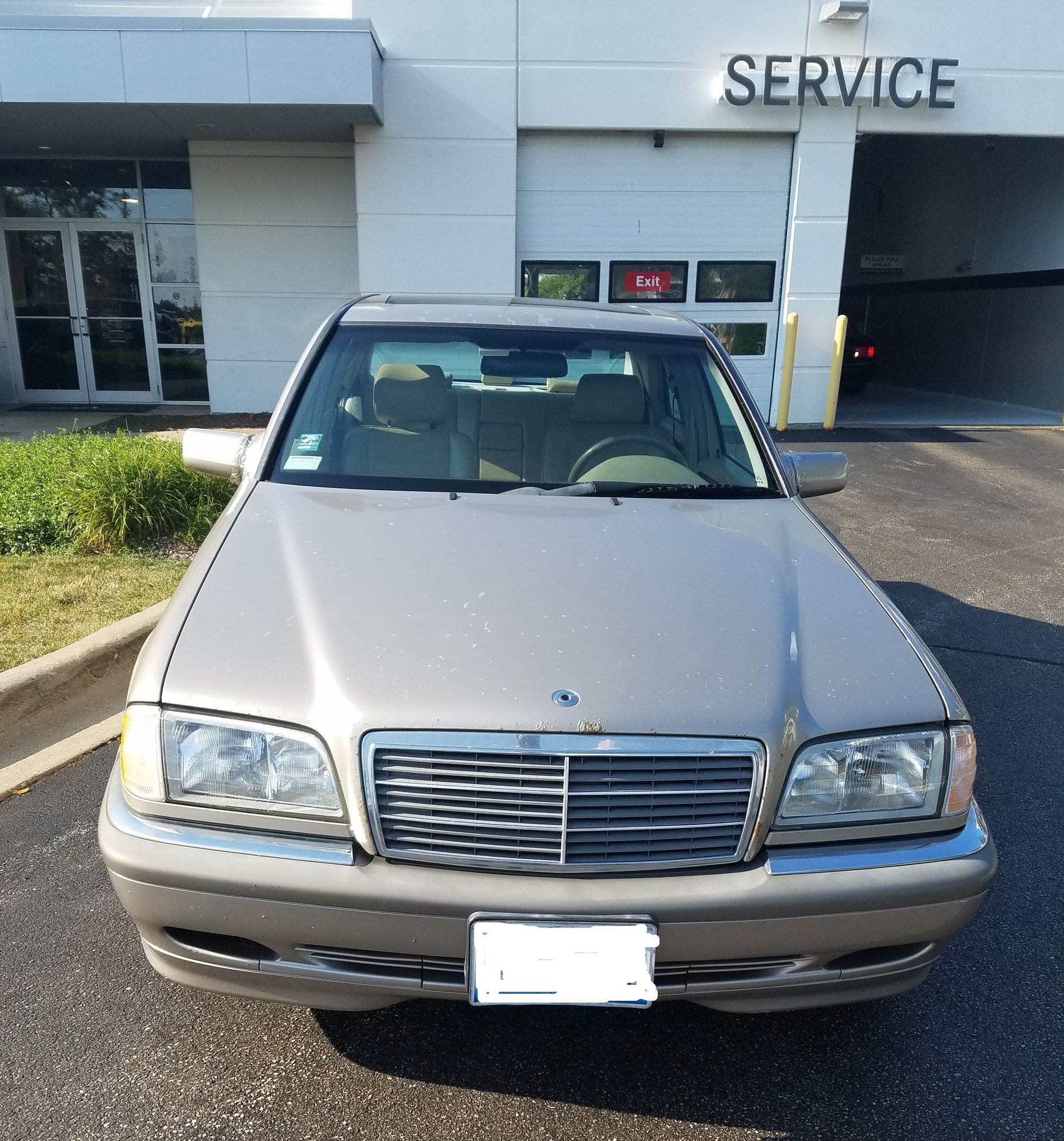 1999 Mercedes-Benz C280 - Beautiful 1999 C280. Priced To Sell Fast! - Used - VIN WDBHA29G4XA749625 - 6 cyl - 2WD - Automatic - Sedan - Gold - Chicago North Suburbs, IL 60193, United States