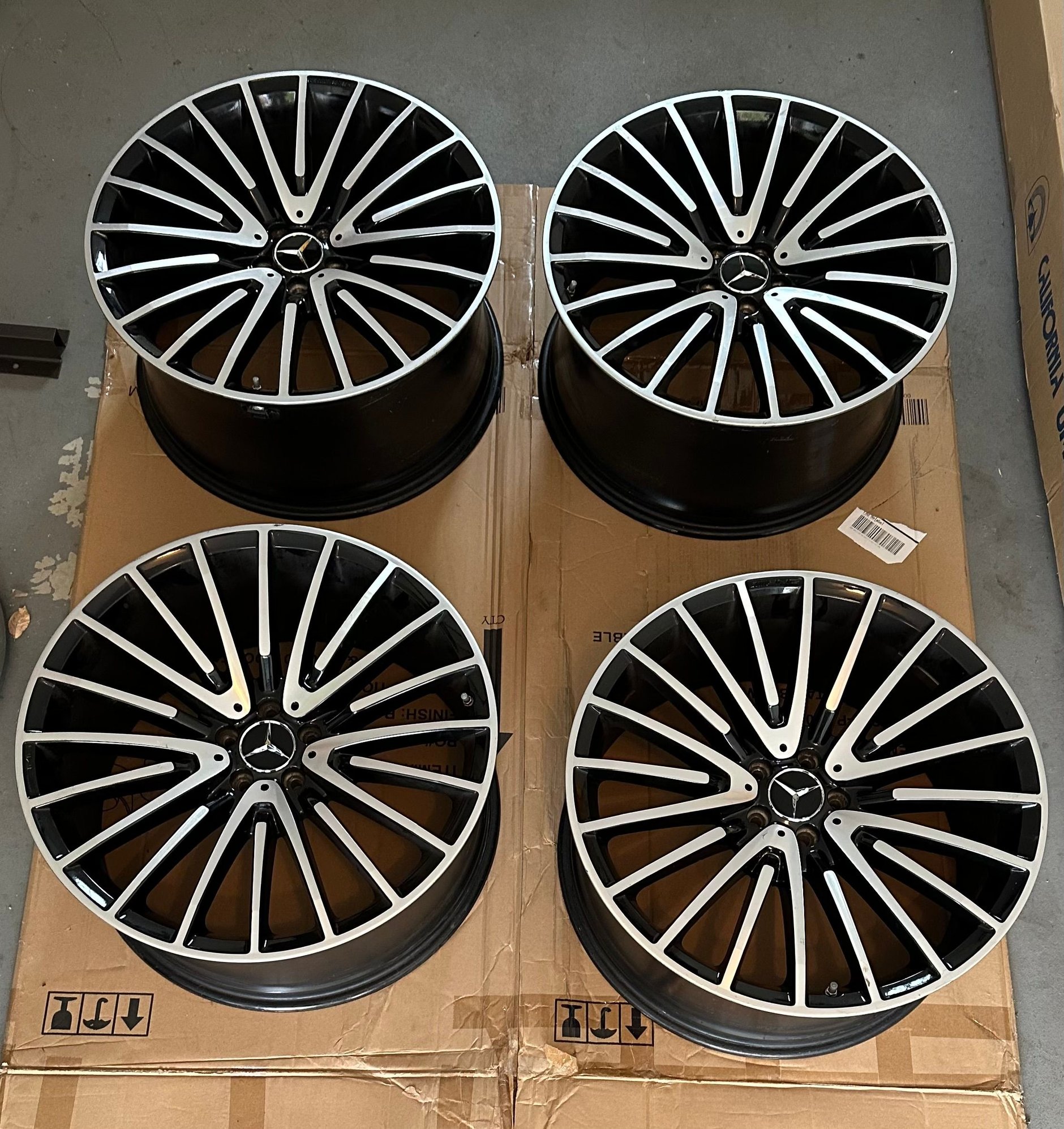 Wheels and Tires/Axles - Original Mercedes-AMG 22" Wheels with TPMS - GL/GLS AMG X166 - Used - -1 to 2025  All Models - -1 to 2025  All Models - Cincinnati, OH 45202, United States