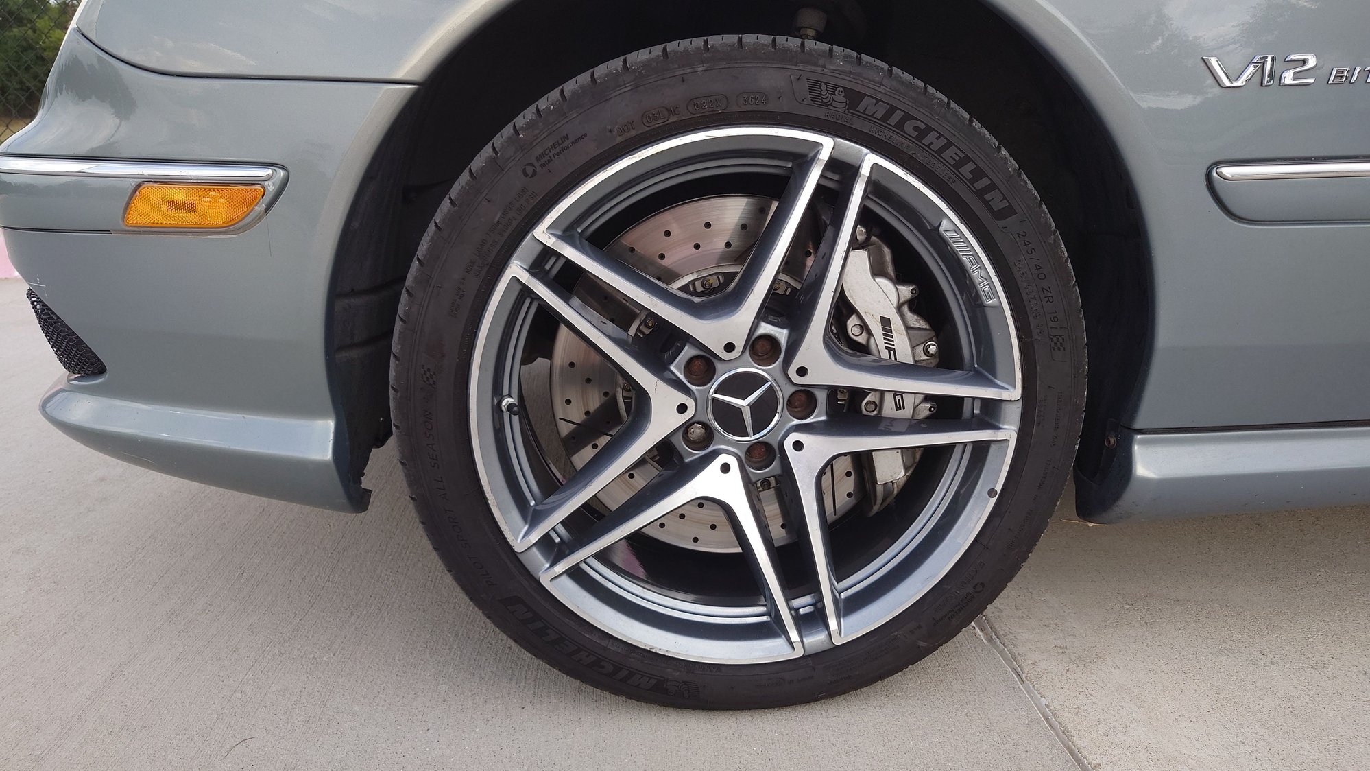 Big fan of the more-visible braking assembly.
