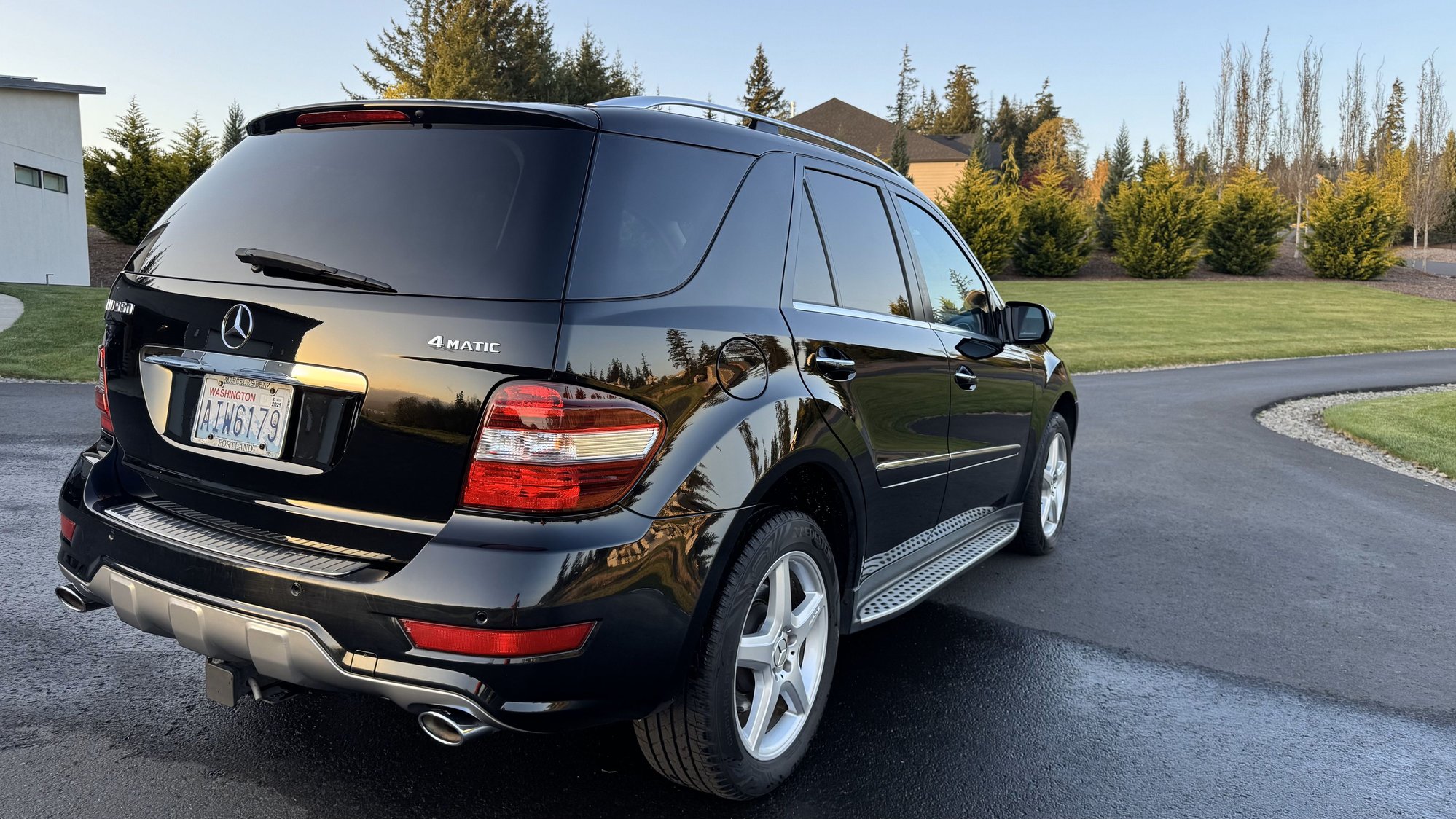 2009 Mercedes-Benz ML550 - Mercedes-Benz ML550 w/AMG Sport Package - Used - VIN 4JGBB72E29A480825 - 213,078 Miles - 8 cyl - AWD - Automatic - SUV - Black - Woodland, WA 98674, United States