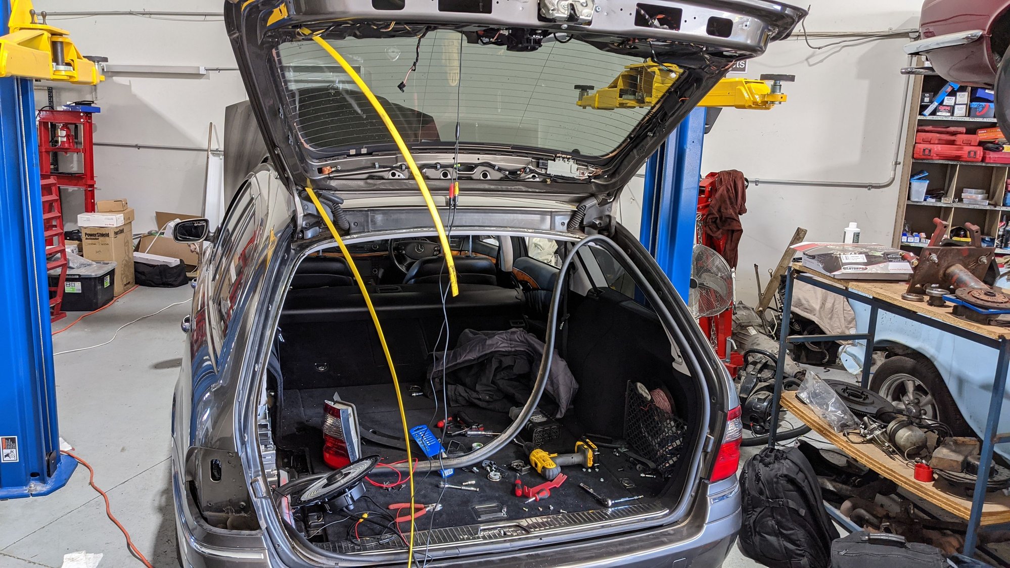 Backup Camera reverse light wiring Forums