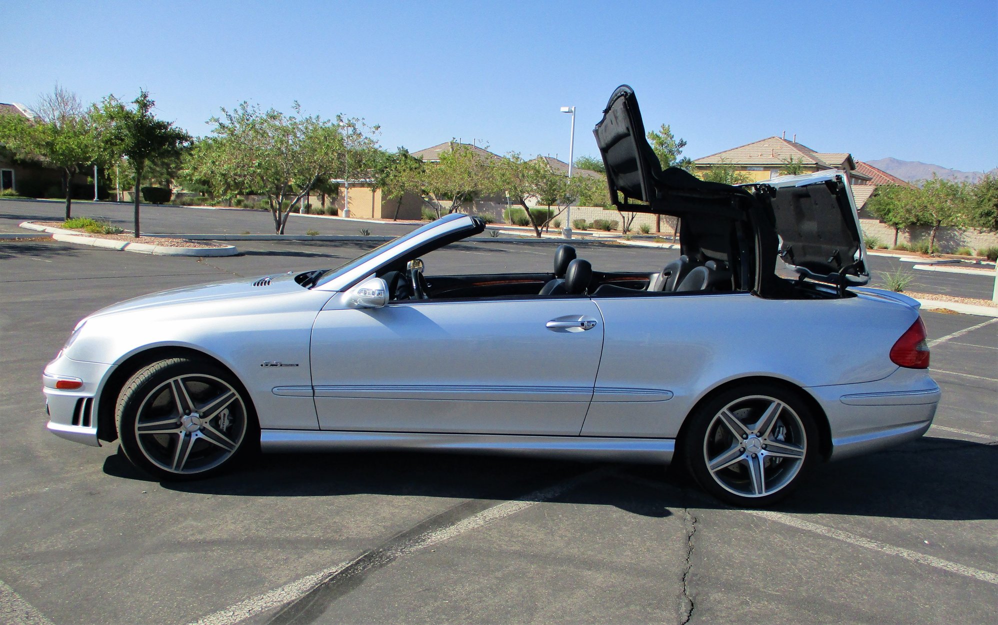 2008 Mercedes-Benz CLK63 AMG - 2008 CLK63 AMG - Used - VIN WDBTK77G88T088971 - 44,958 Miles - 8 cyl - 2WD - Automatic - Convertible - Silver - North Las Vegas, NV 89031, United States