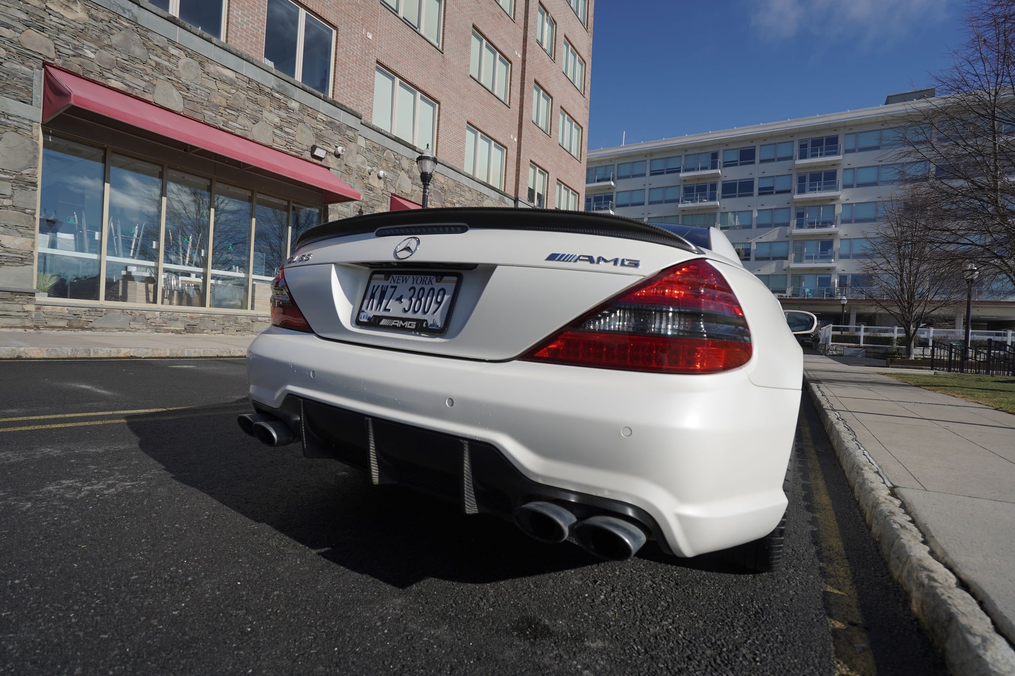2009 Mercedes-Benz SL63 AMG - 2009 SL63 IWC Edition - Excellent Condition - 49k Miles - Used - VIN WDBSK70F99F156451 - 8 cyl - 2WD - Automatic - Convertible - White - Edgewater, NJ 07047, United States