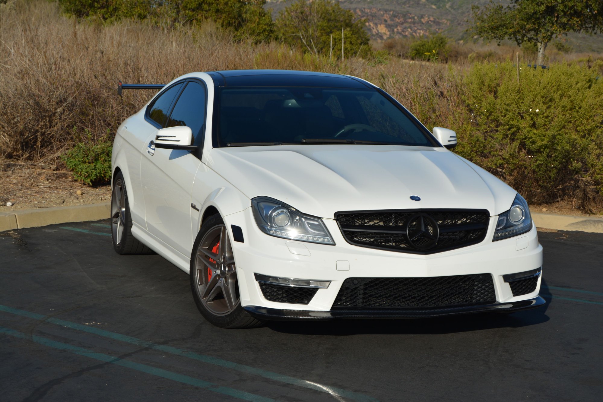 2013 Mercedes-Benz C63 AMG - C63 coupe 53kmiles P31 with LSD - Used - VIN WDDGJ7HB4DG051093 - 53,000 Miles - 8 cyl - 2WD - Automatic - Coupe - White - Irvine, CA 92612, United States
